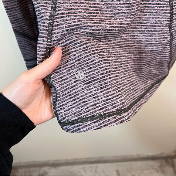 Lululemon Race Your Pace 1/2 Zip Gray Purple Striped 4 - Picture 12 of 14